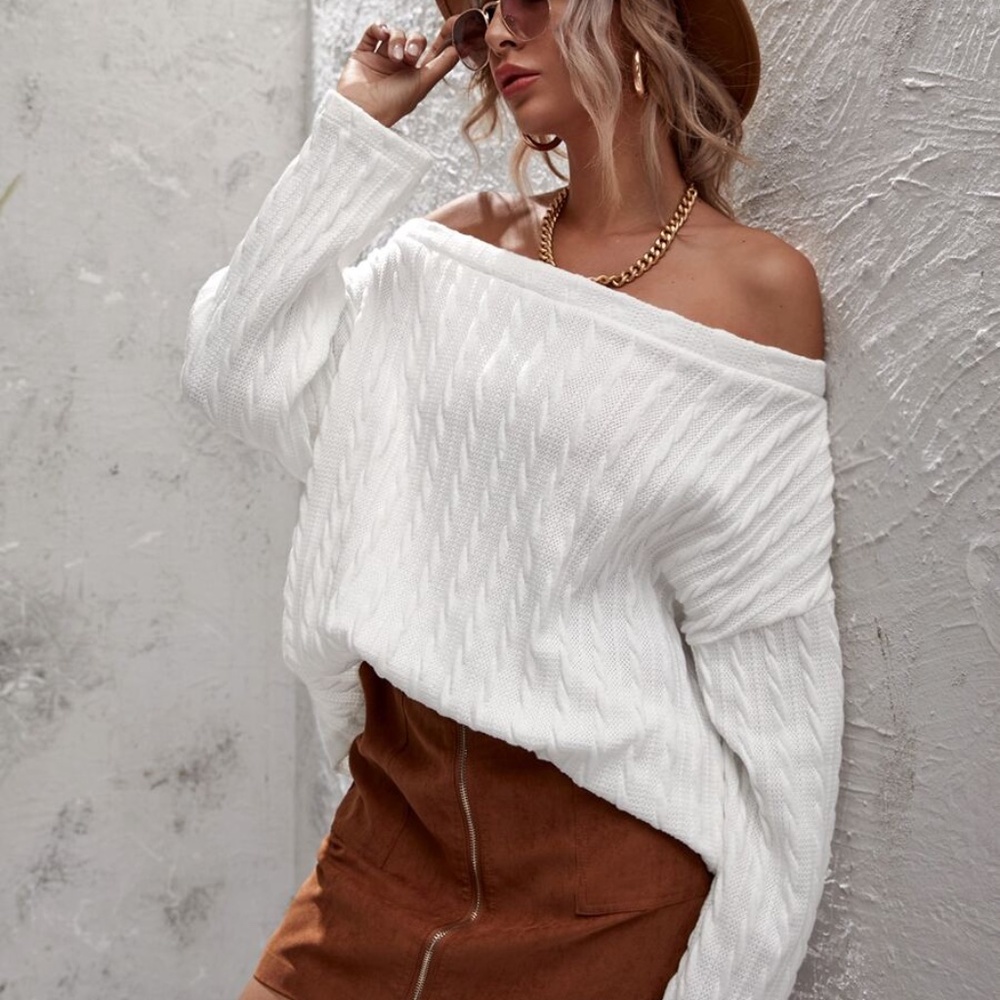 oversized off shoulder textured long sleeve -CHAR - Picture 10 of 15